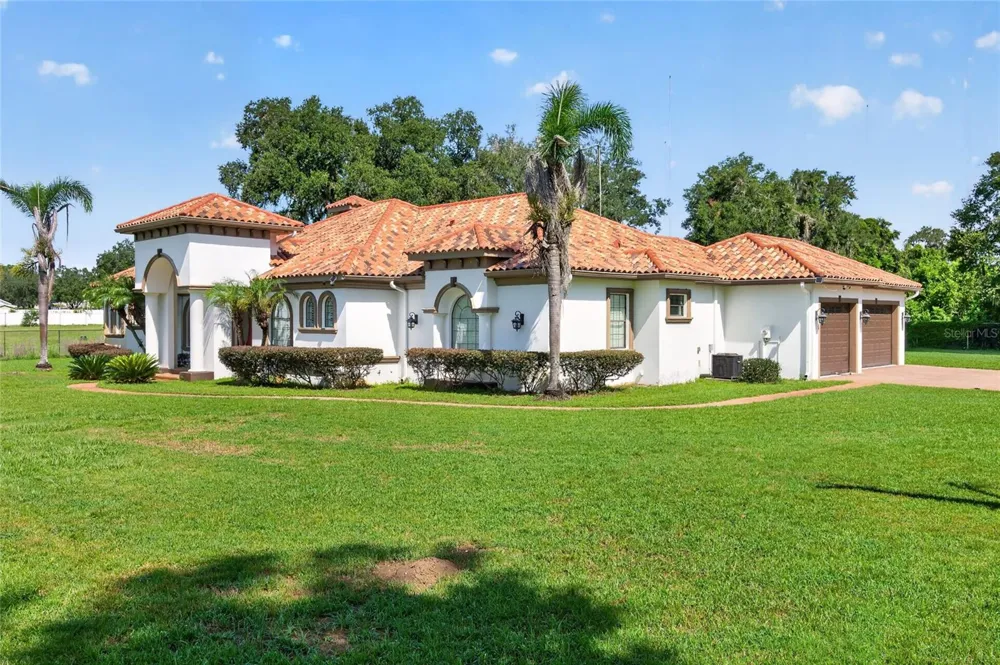301 PRUETT ROAD Seffner, FL 33584