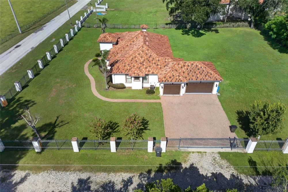301 PRUETT ROAD Seffner, FL 33584