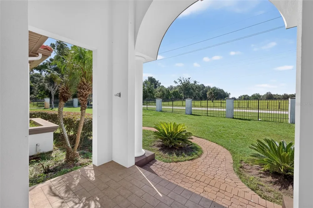 301 PRUETT ROAD Seffner, FL 33584