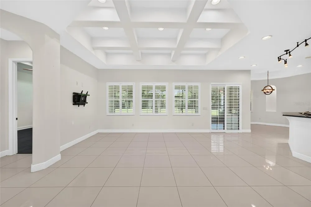 301 PRUETT ROAD Seffner, FL 33584