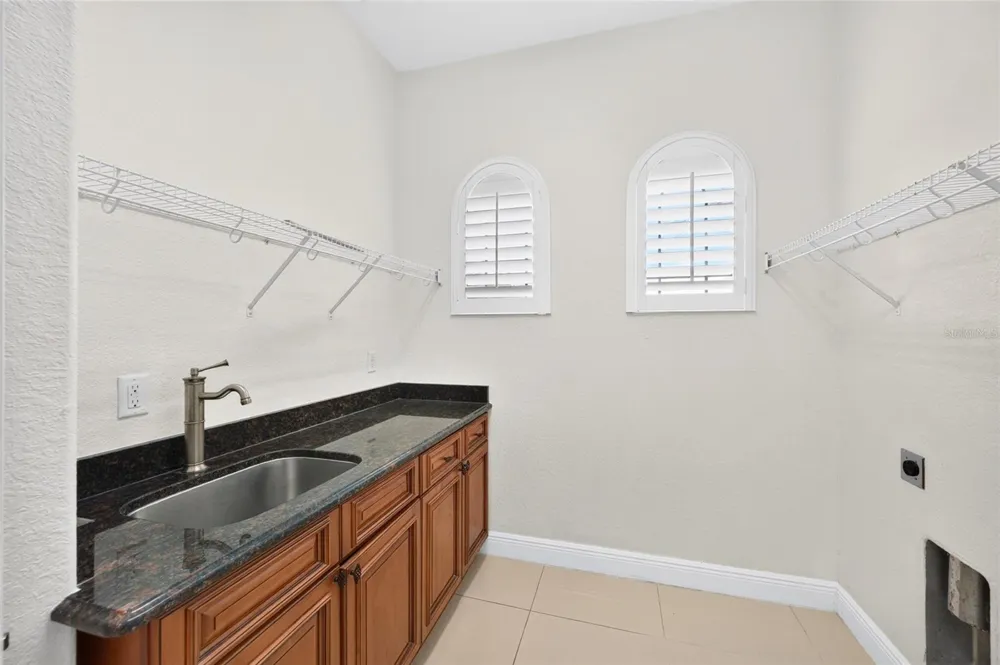 301 PRUETT ROAD Seffner, FL 33584