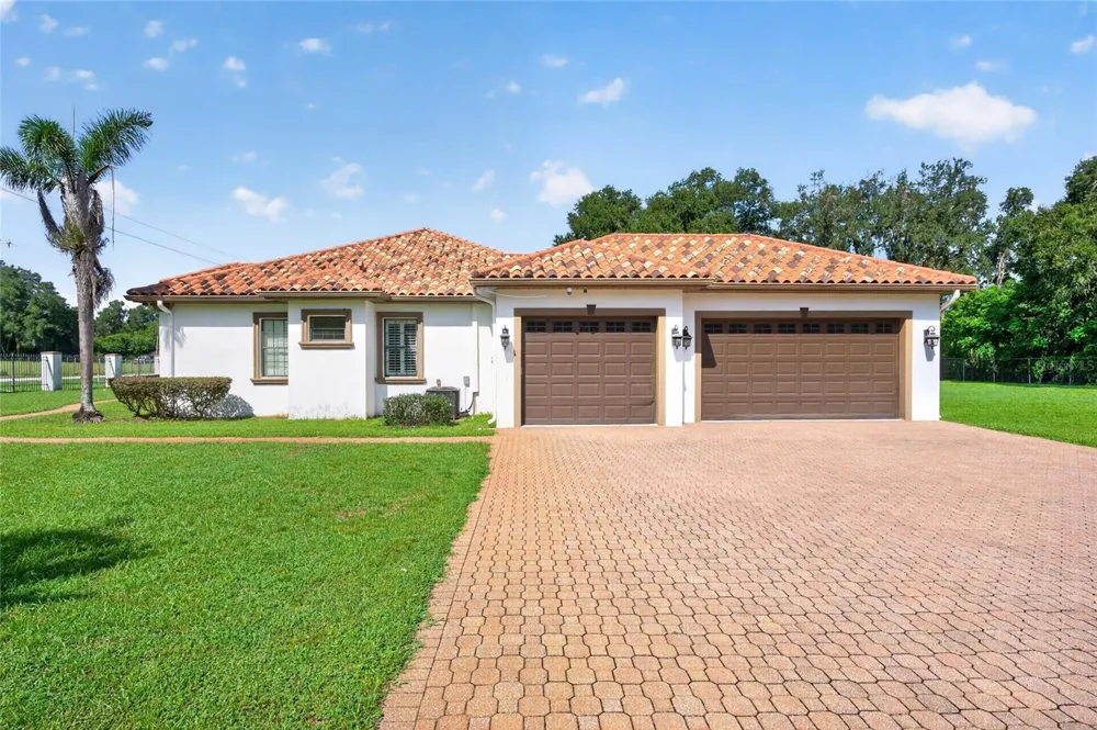 301 PRUETT ROAD Seffner, FL 33584