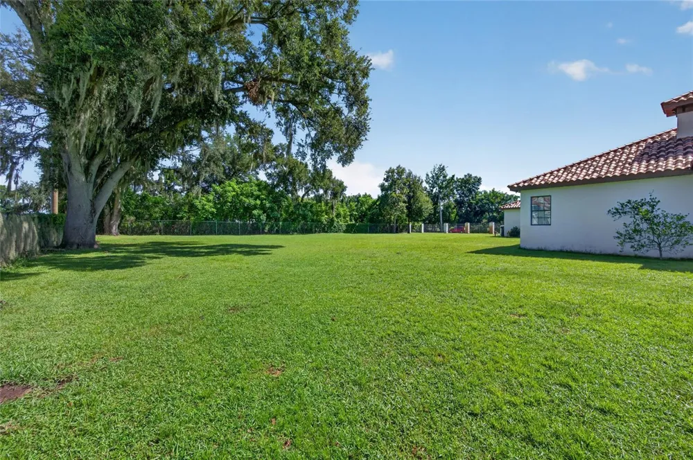 301 PRUETT ROAD Seffner, FL 33584