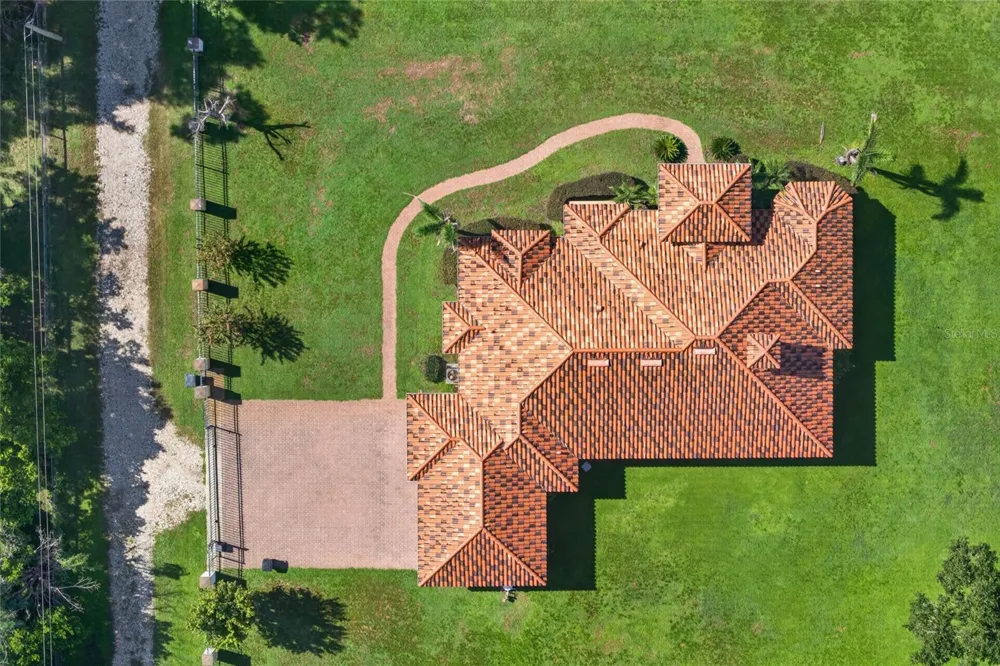 301 PRUETT ROAD Seffner, FL 33584