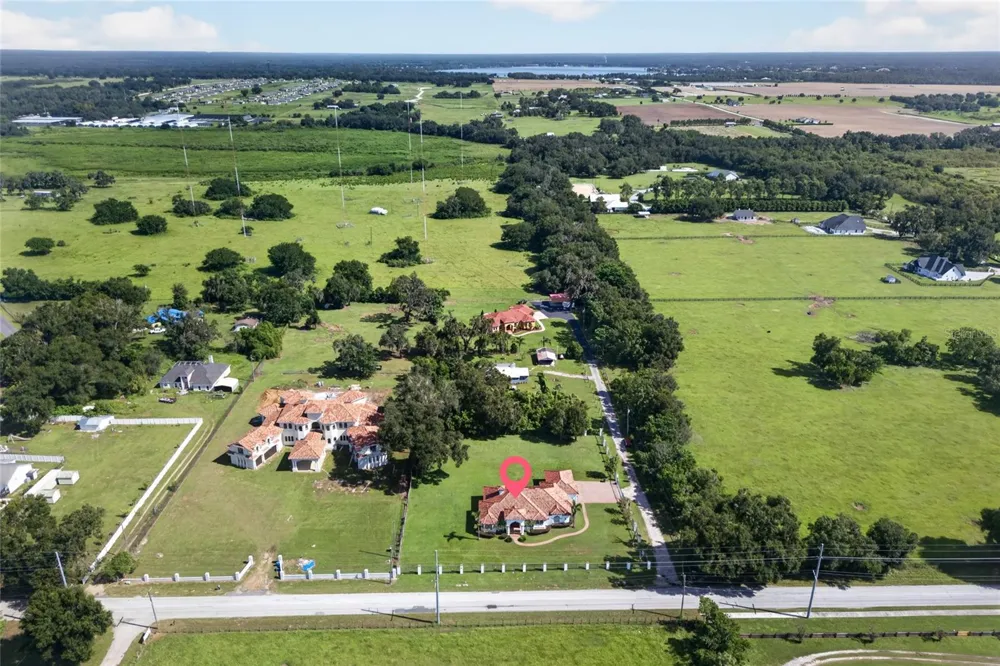 301 PRUETT ROAD Seffner, FL 33584