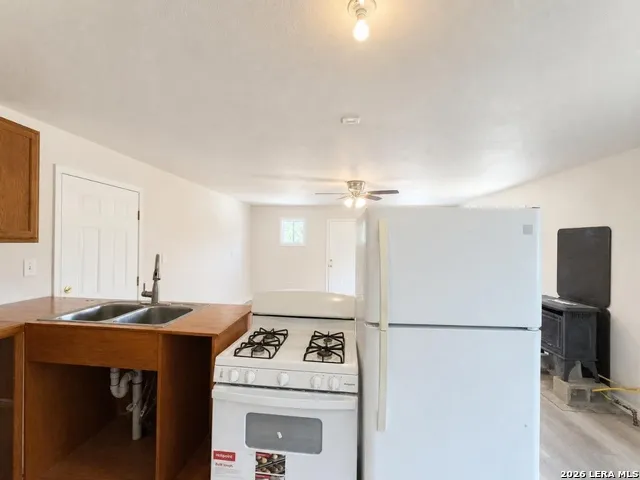 9137 Fawn Creek Spring Branch, TX 78070