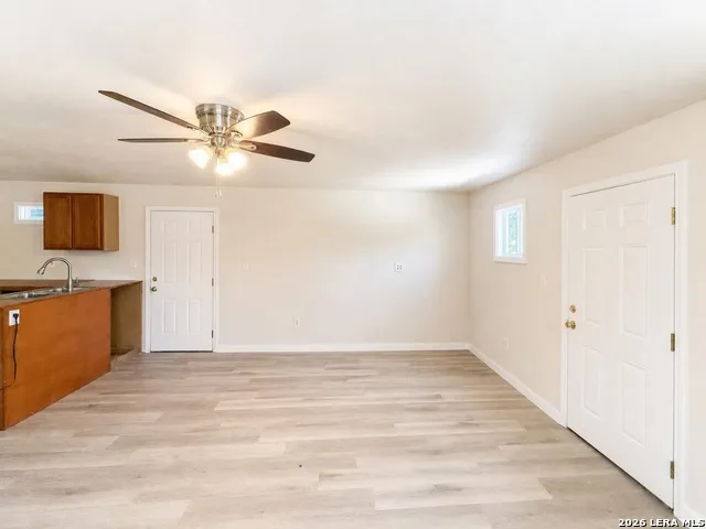 9137 Fawn Creek Spring Branch, TX 78070