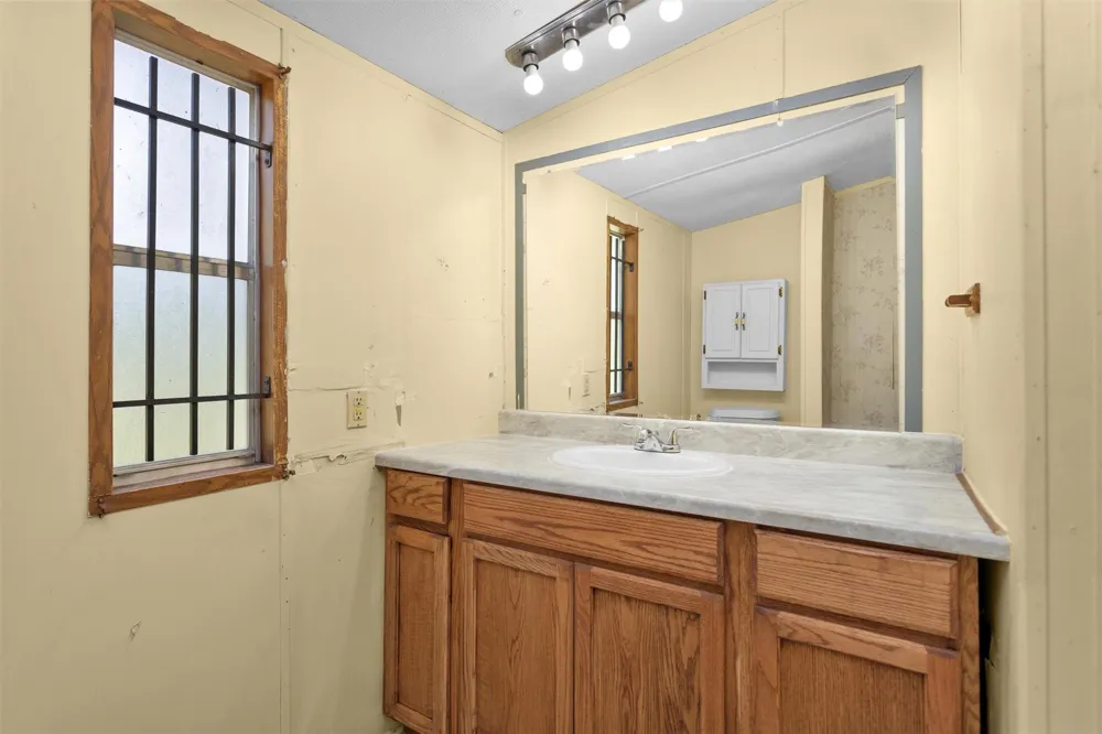 1001 County Line Road B Road #B Shepherd, TX 77371