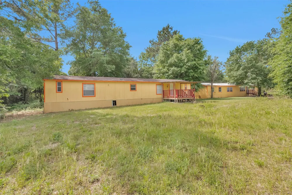 1001 County Line Road B Road #B Shepherd, TX 77371