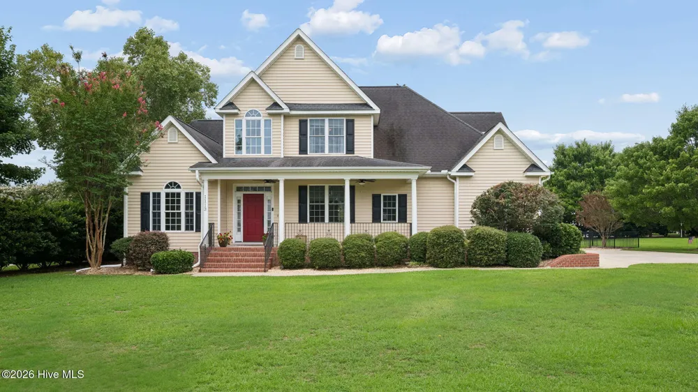 1113 Scarlet Oak Drive Greenville, NC 27858
