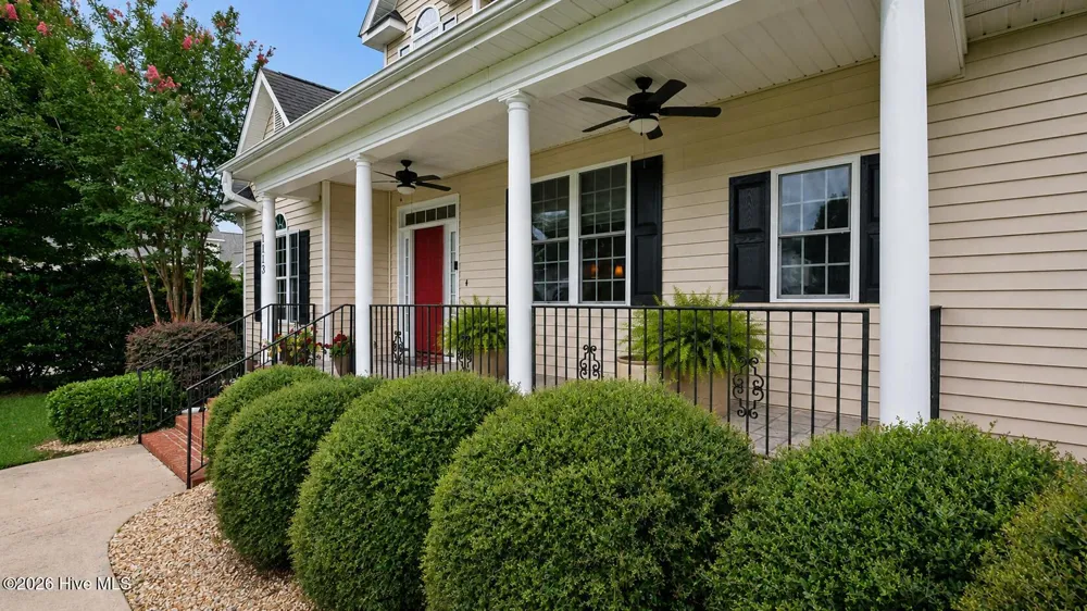 1113 Scarlet Oak Drive Greenville, NC 27858