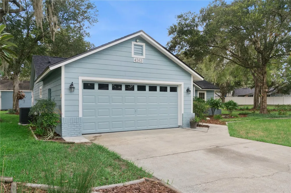 4263 SHADES CREST LANE Sanford, FL 32773