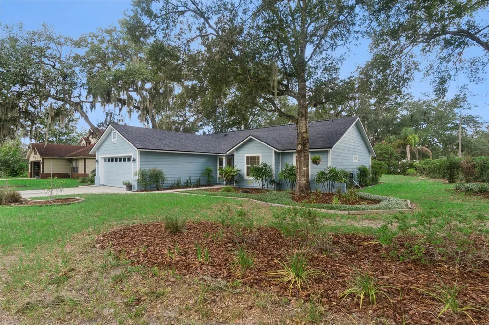 4263 SHADES CREST LANE Sanford, FL 32773