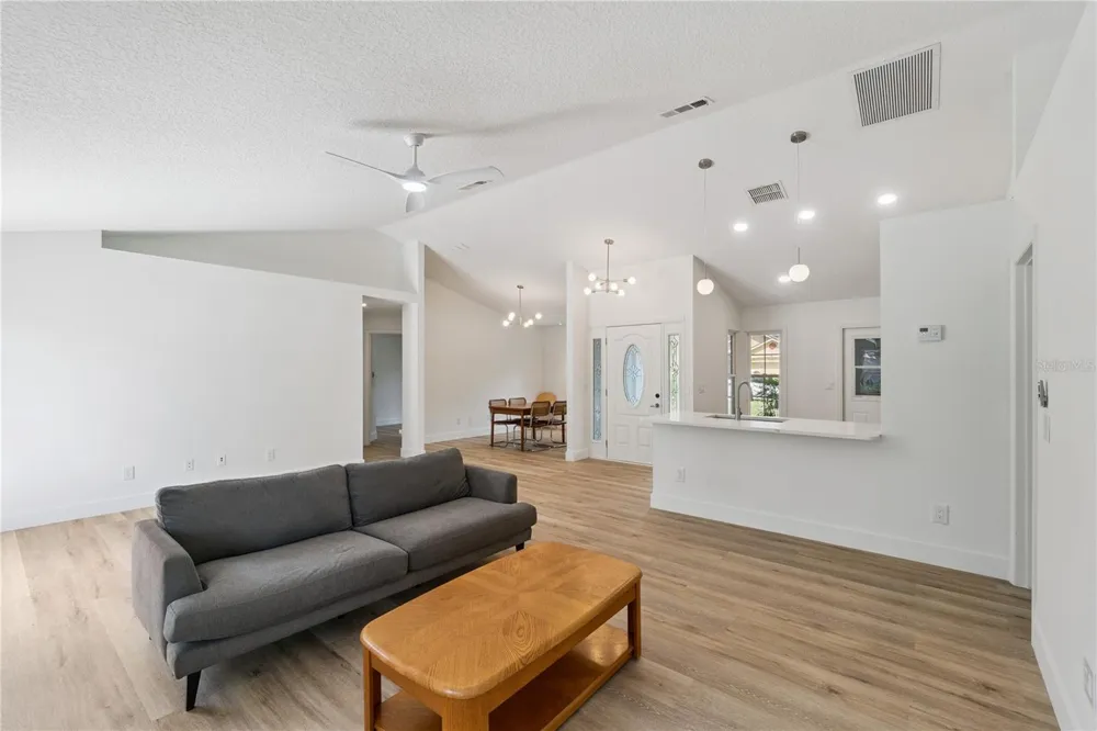 4263 SHADES CREST LANE Sanford, FL 32773