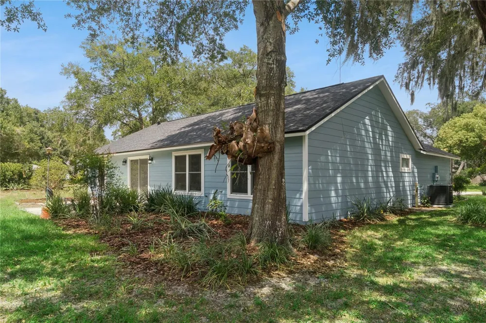 4263 SHADES CREST LANE Sanford, FL 32773