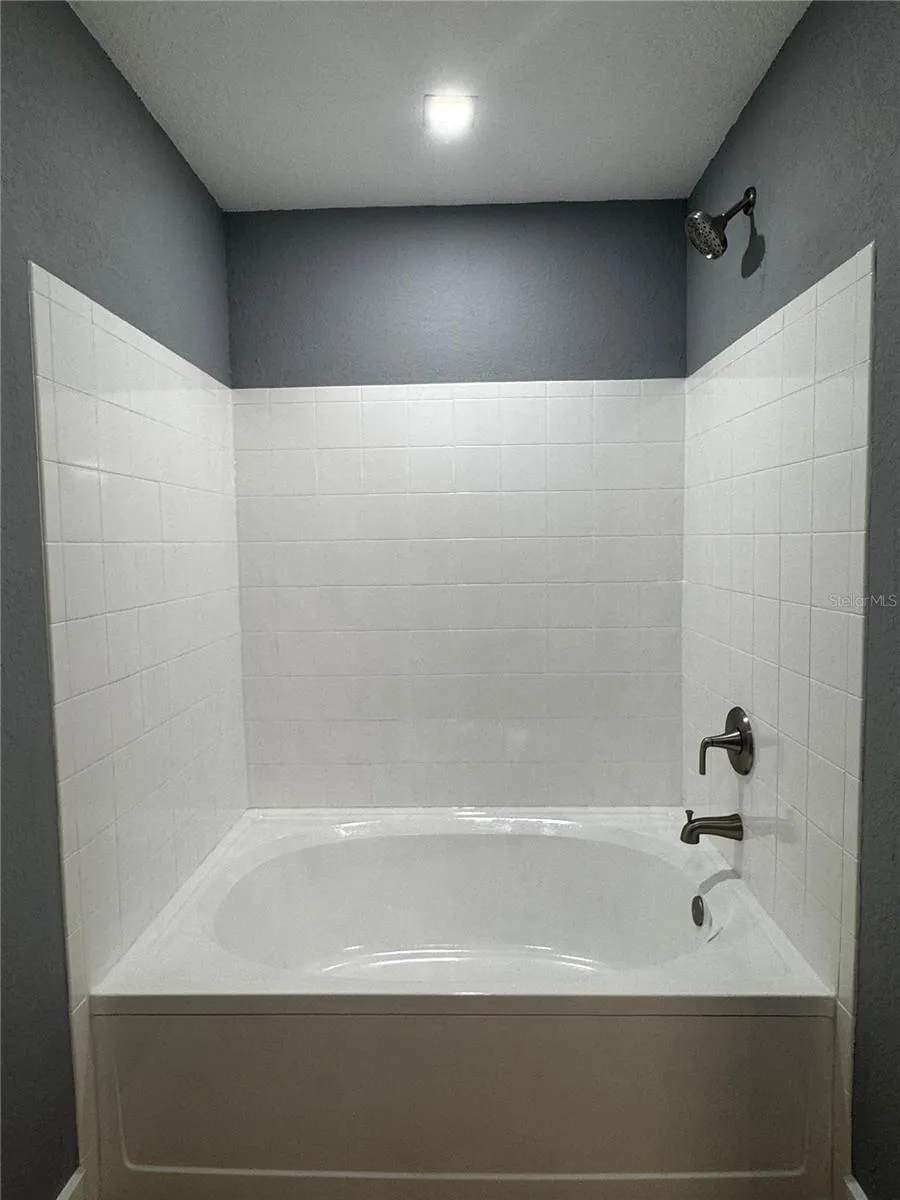 13001 MULBERRY PARK DRIVE #112 Orlando, FL 32821