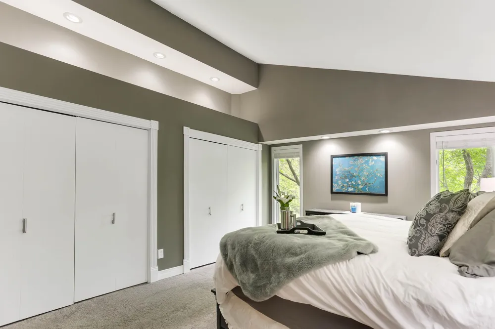 2925 Minnehaha Curve Minnetonka, MN 55391