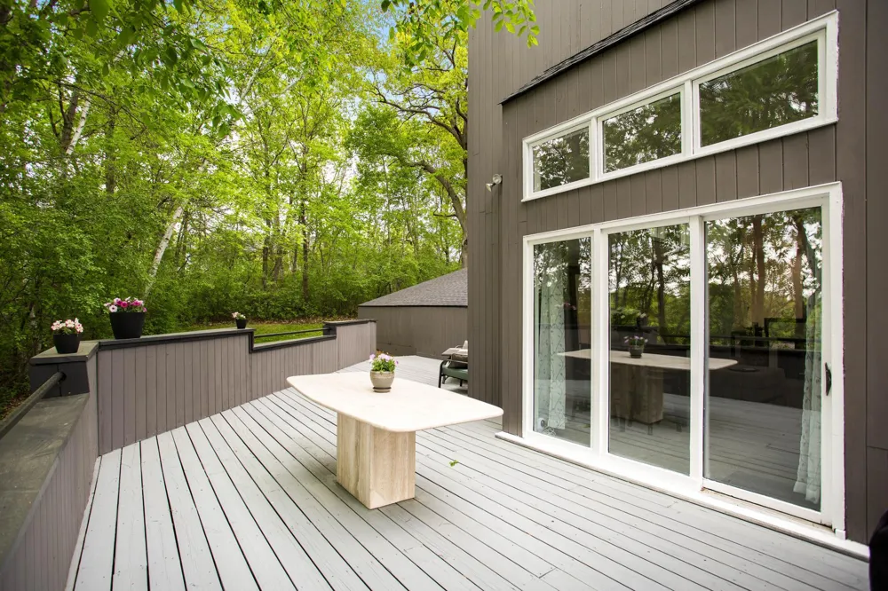 2925 Minnehaha Curve Minnetonka, MN 55391