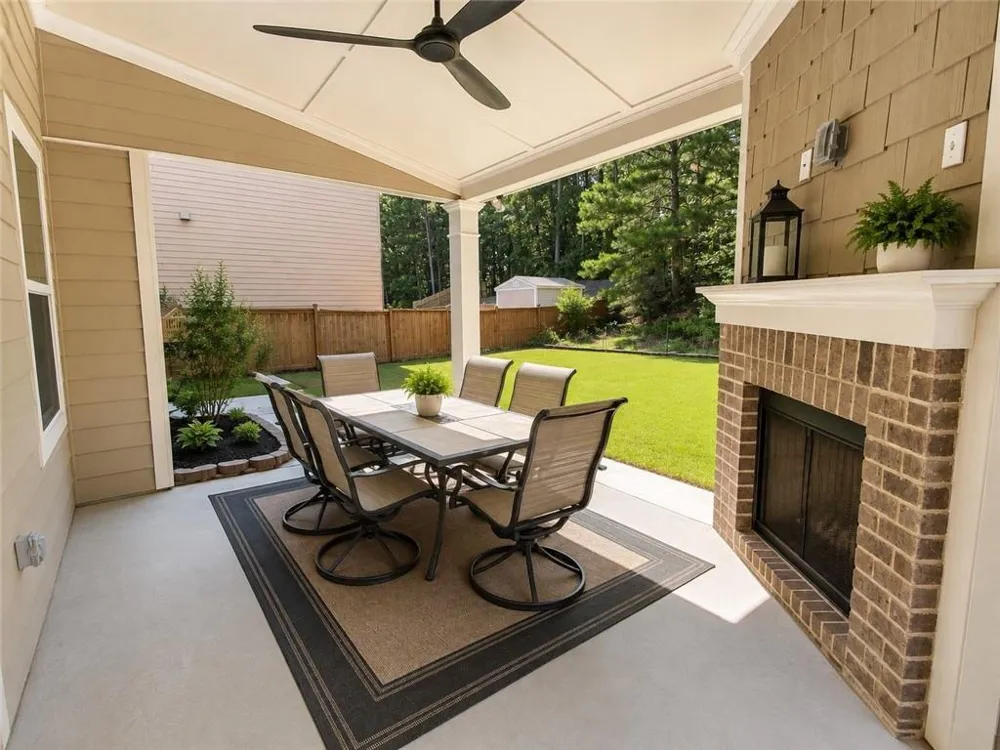 3196 Dolostone Way Dacula, GA 30019
