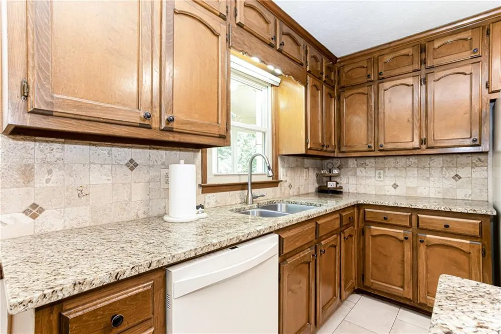 2431 Chimney Top Lane Snellville, GA 30078