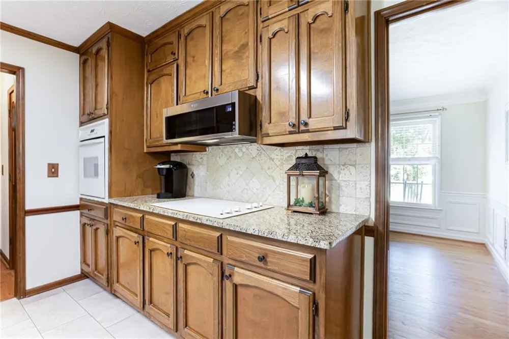 2431 Chimney Top Lane Snellville, GA 30078
