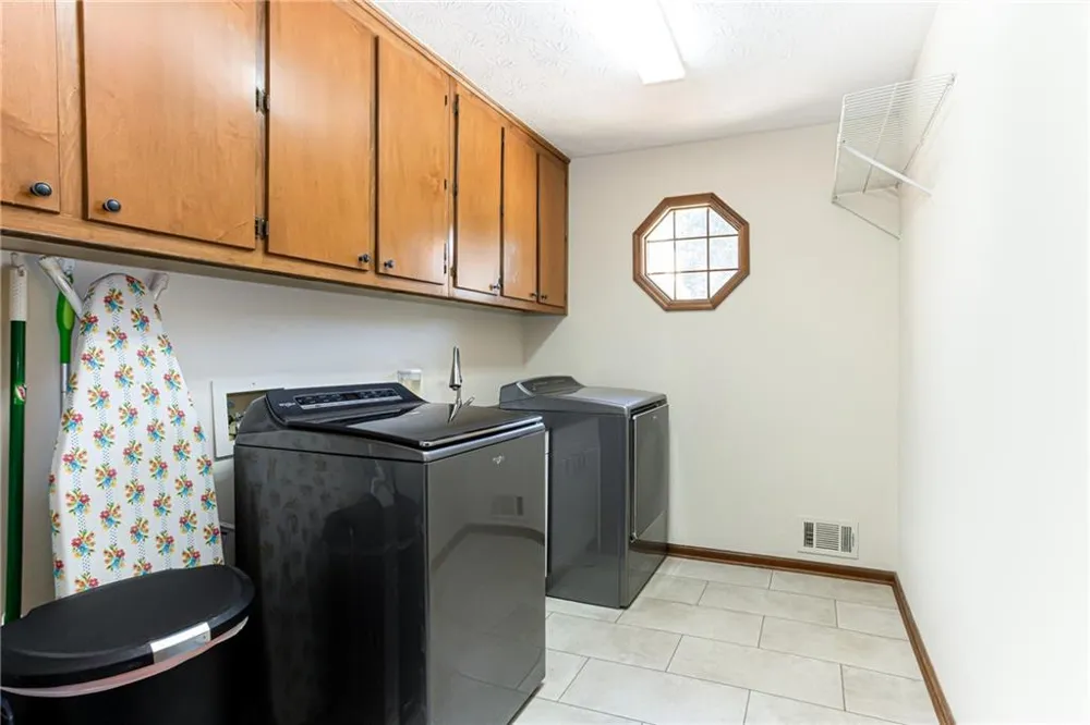 2431 Chimney Top Lane Snellville, GA 30078
