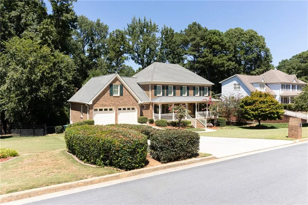 2431 Chimney Top Lane Snellville, GA 30078