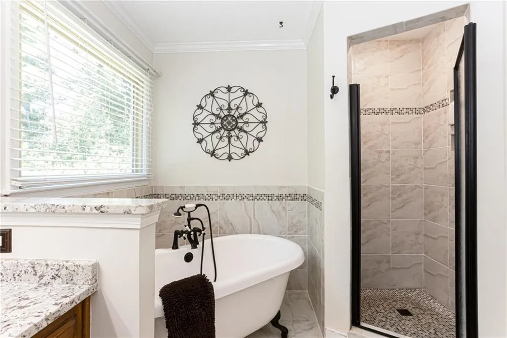 2431 Chimney Top Lane Snellville, GA 30078