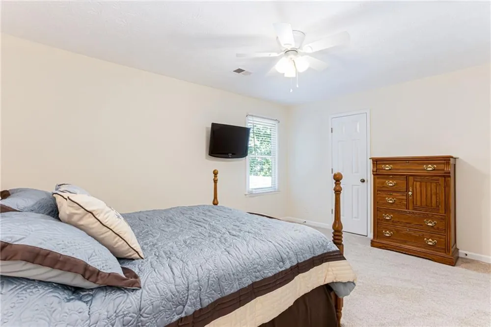 2431 Chimney Top Lane Snellville, GA 30078