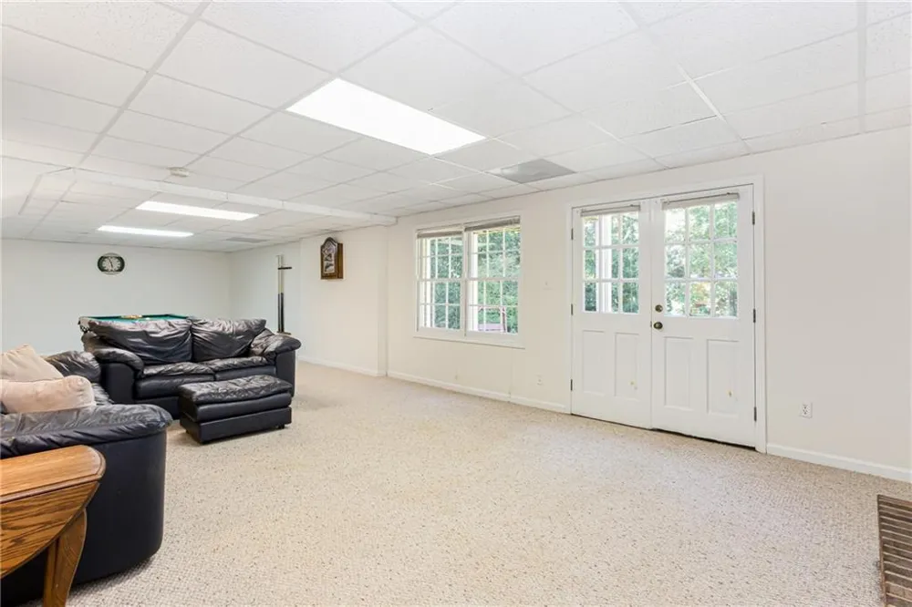 2431 Chimney Top Lane Snellville, GA 30078