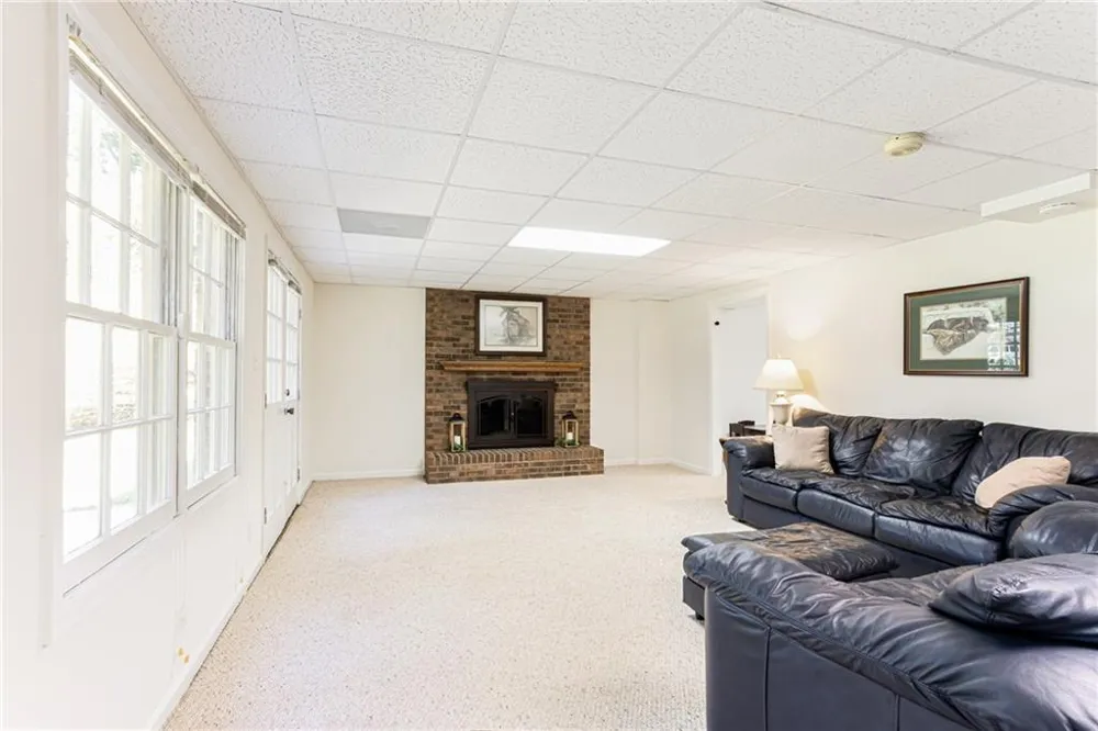 2431 Chimney Top Lane Snellville, GA 30078