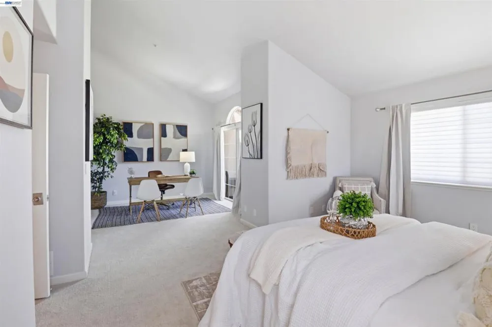 1569 Oxford St Redwood City, CA 94061