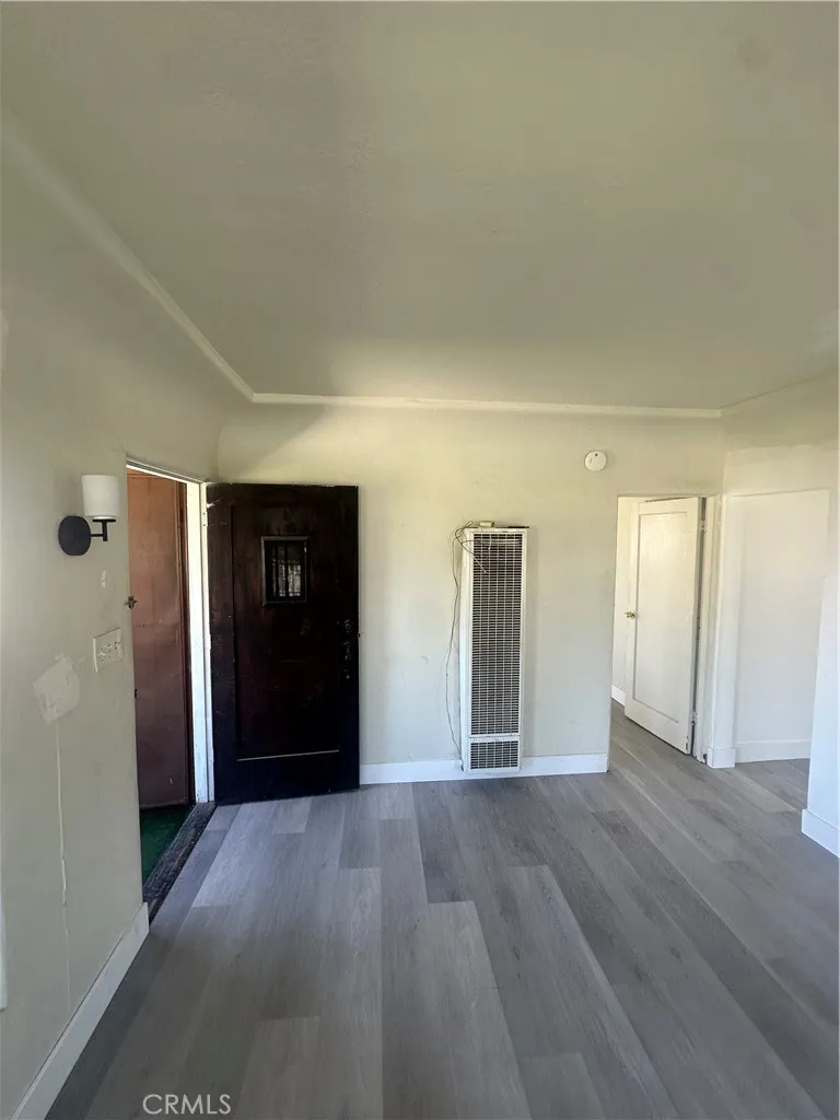 4119 3rd #1/2 Los Angeles, CA 90008
