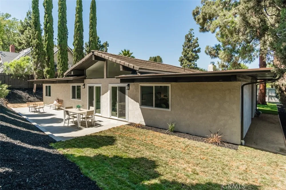 19322 Saylor Terrace North Tustin, CA 92705