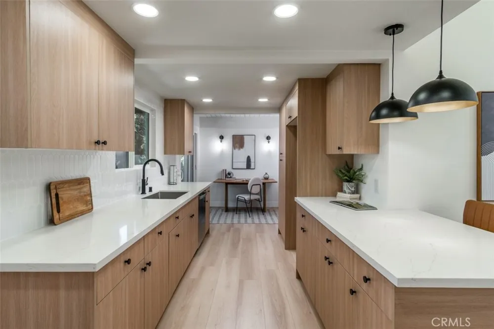 19322 Saylor Terrace North Tustin, CA 92705
