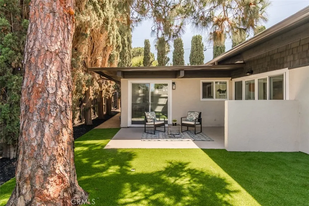 19322 Saylor Terrace North Tustin, CA 92705