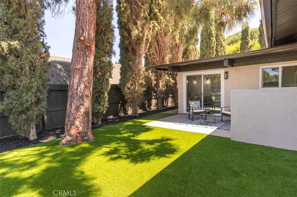 19322 Saylor Terrace North Tustin, CA 92705