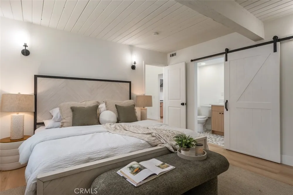 19322 Saylor Terrace North Tustin, CA 92705