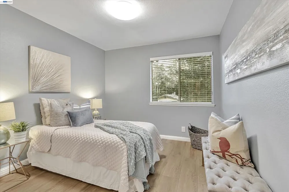 1775 Panda Way #103 Hayward, CA 94541