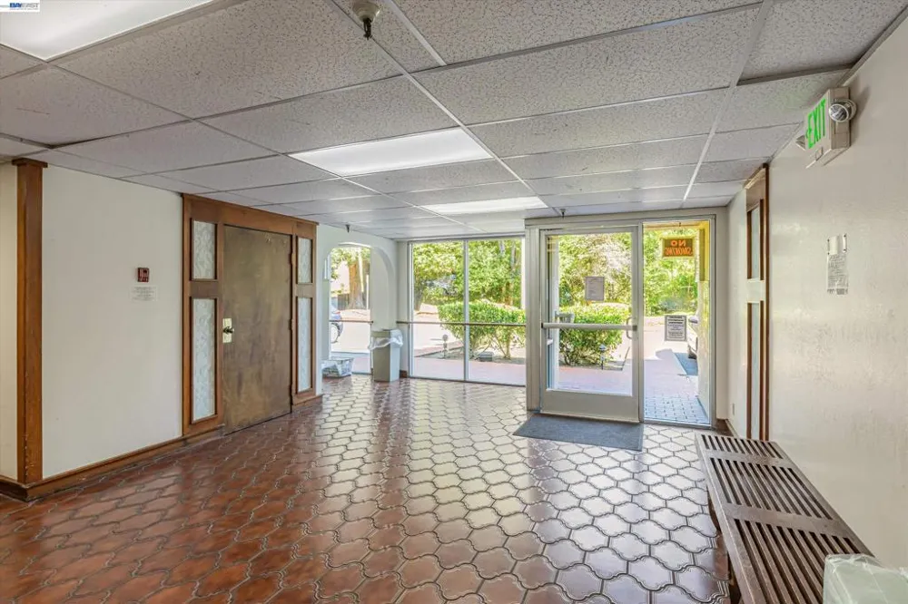 1775 Panda Way #103 Hayward, CA 94541