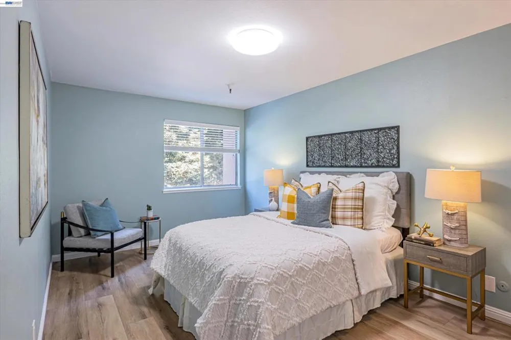 1775 Panda Way #103 Hayward, CA 94541