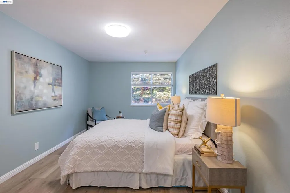 1775 Panda Way #103 Hayward, CA 94541