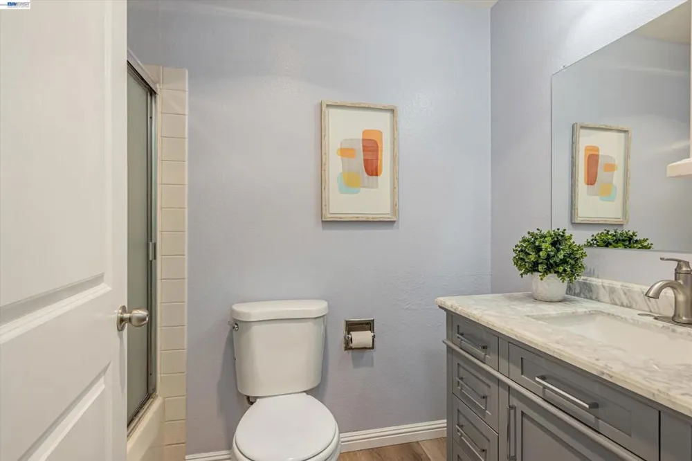 1775 Panda Way #103 Hayward, CA 94541