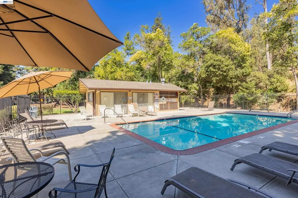 1775 Panda Way #103 Hayward, CA 94541