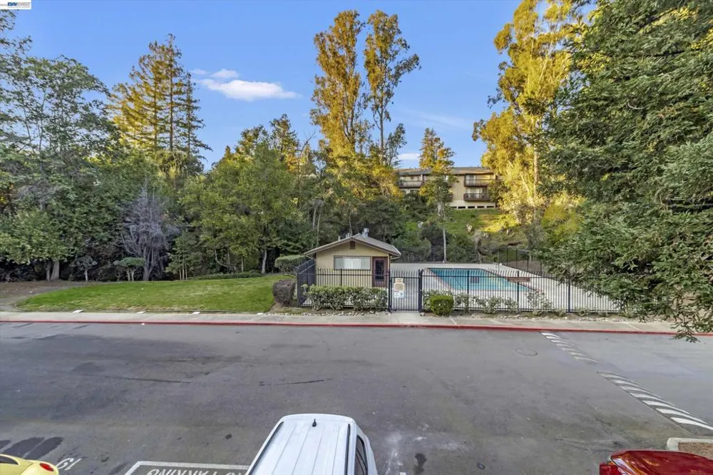1775 Panda Way #103 Hayward, CA 94541