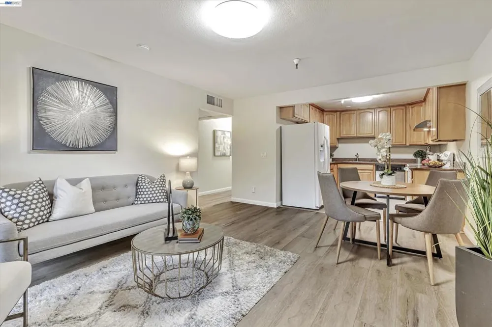 1775 Panda Way #103 Hayward, CA 94541