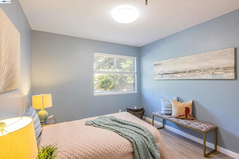 1775 Panda Way #103 Hayward, CA 94541