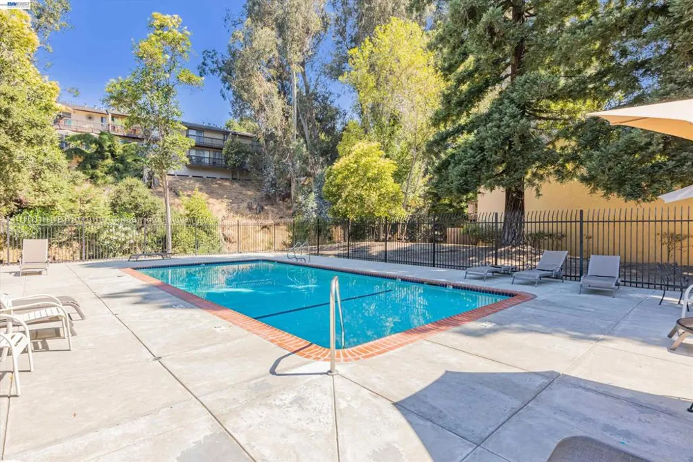 1775 Panda Way #103 Hayward, CA 94541