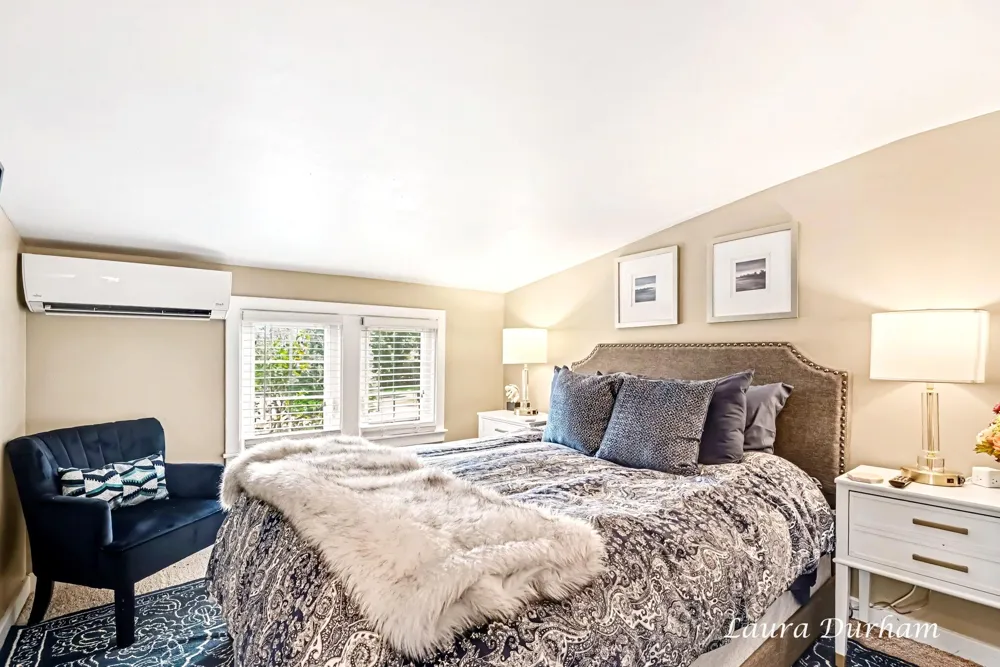 15 E Wall Street Douglas, MI 49406