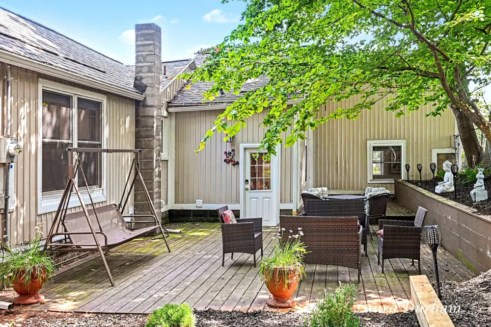 15 E Wall Street Douglas, MI 49406